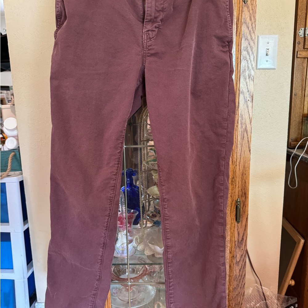 American Eagle Outfitters Maroon Extreme Flex Pants. 29x32